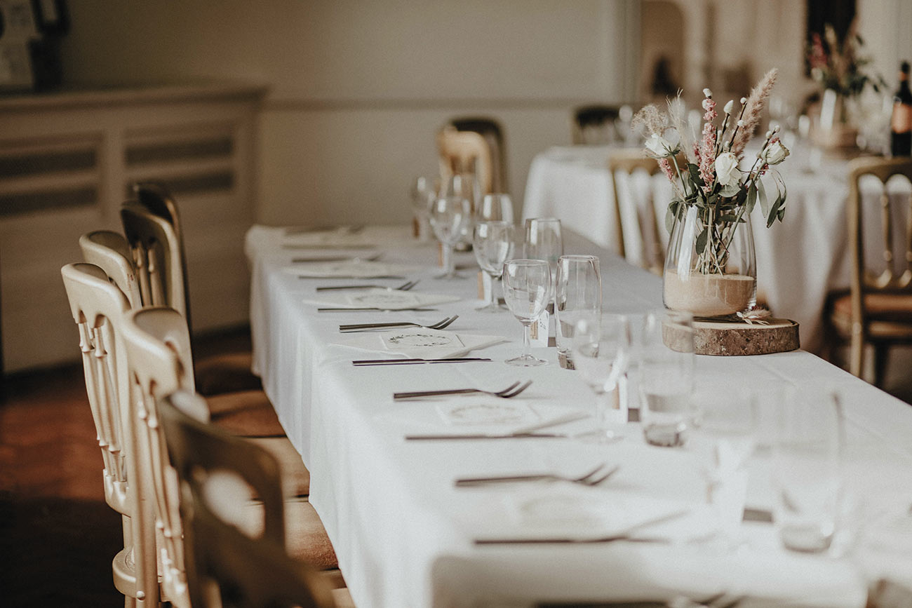 Real Wedding Scorrier House Cornwall Wed Bride Groom6