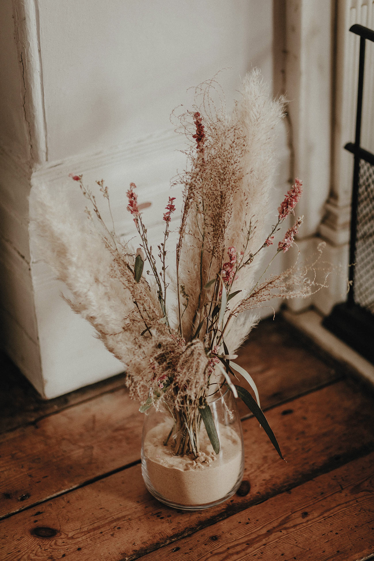 Real Wedding Scorrier House Cornwall Wed Bride Groom8