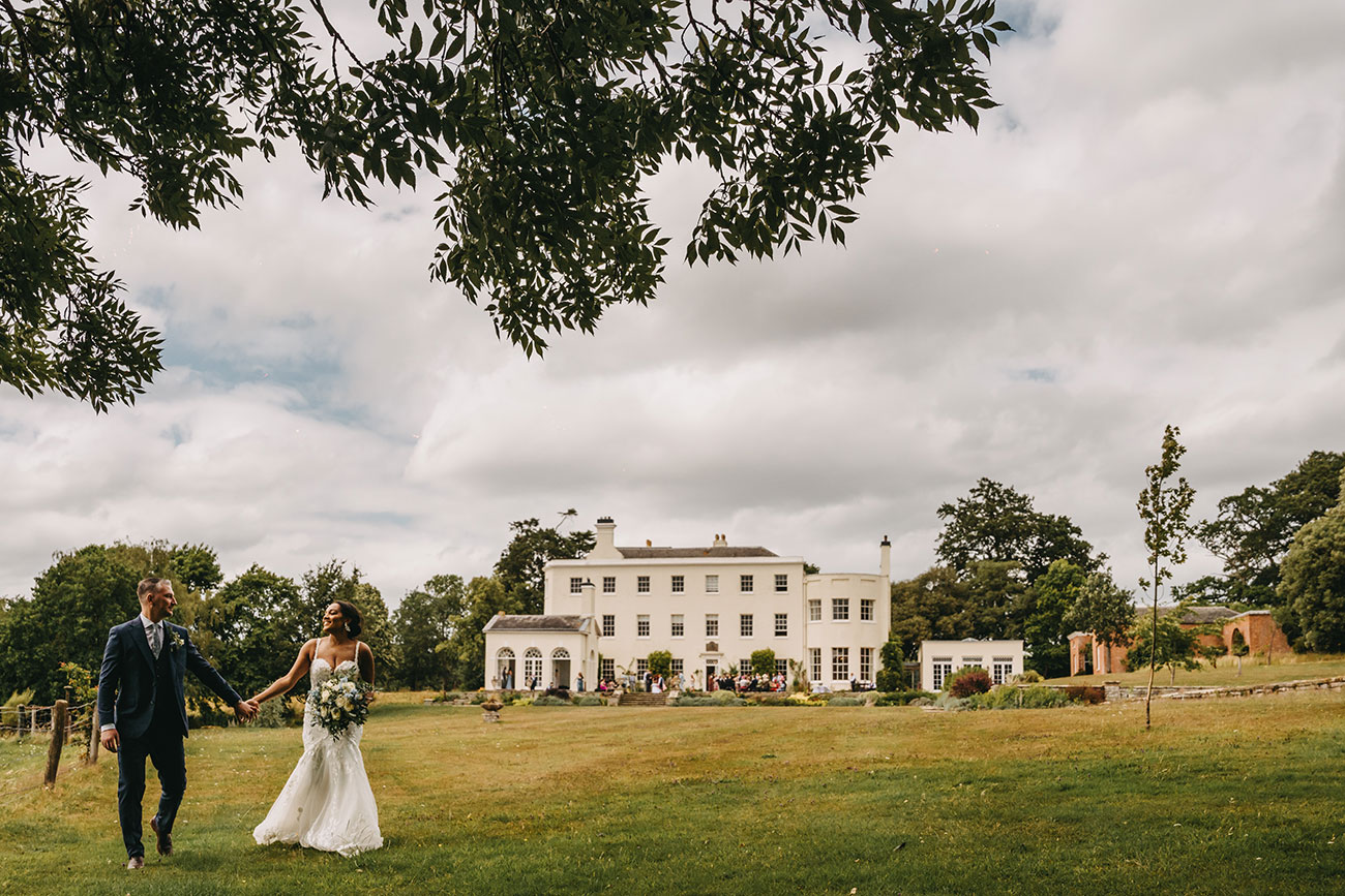 Rockbeare Manor Real Wedding Devon13