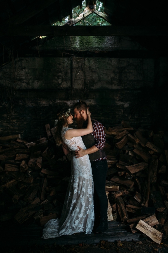 Rustic Woodland Wedding Style14