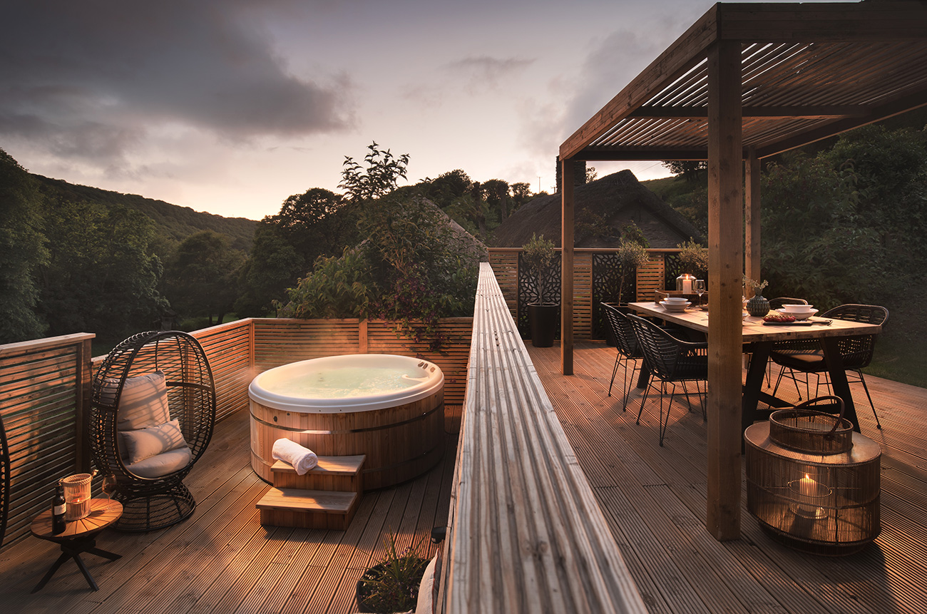 The Old Apple Store Hot Tub Devon Honeymoon1