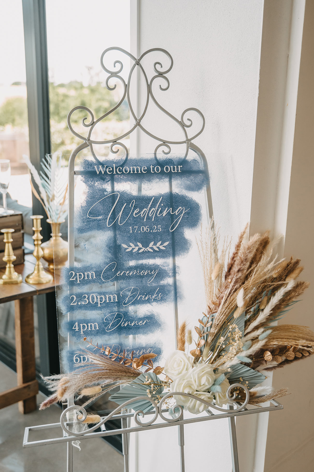 Thebarnatpengellyweddingphotographyidofilmandphotosak 5