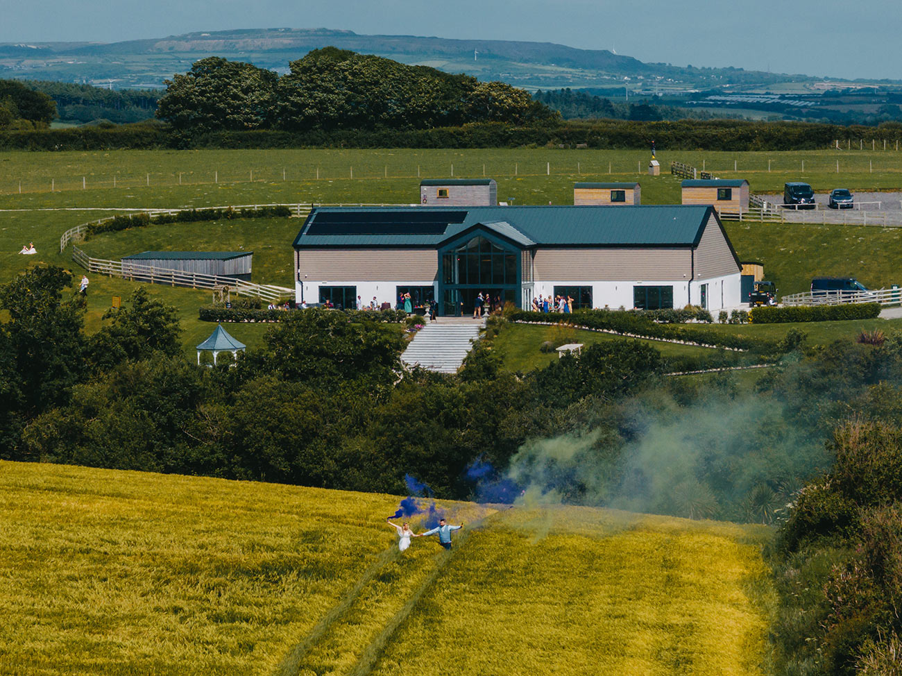 Thebarnatpengellyweddingphotographyidofilmandphotosak 66