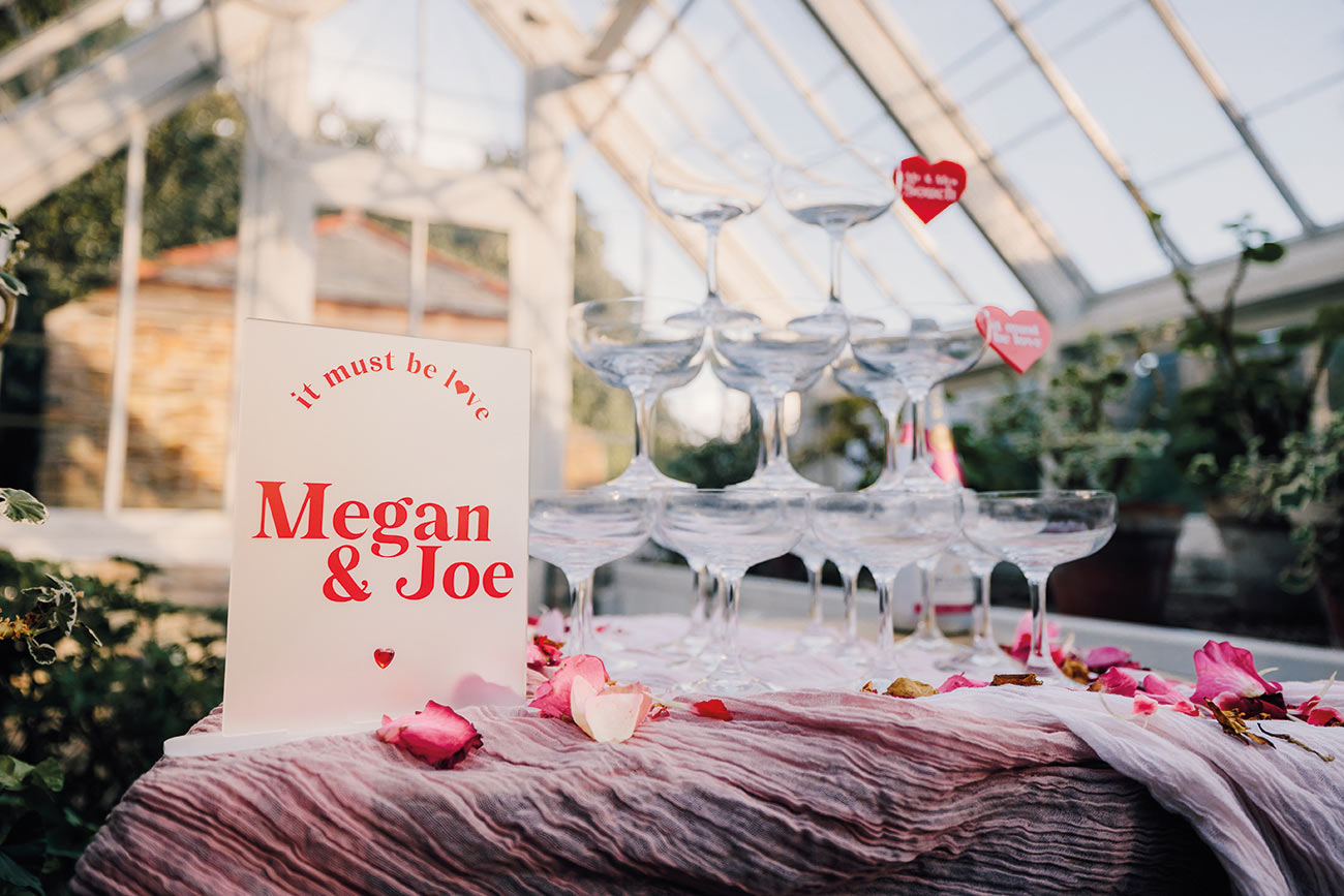 Think Pink Wedding Styling Red Fuschia Heligan Gardens Bride Groom12