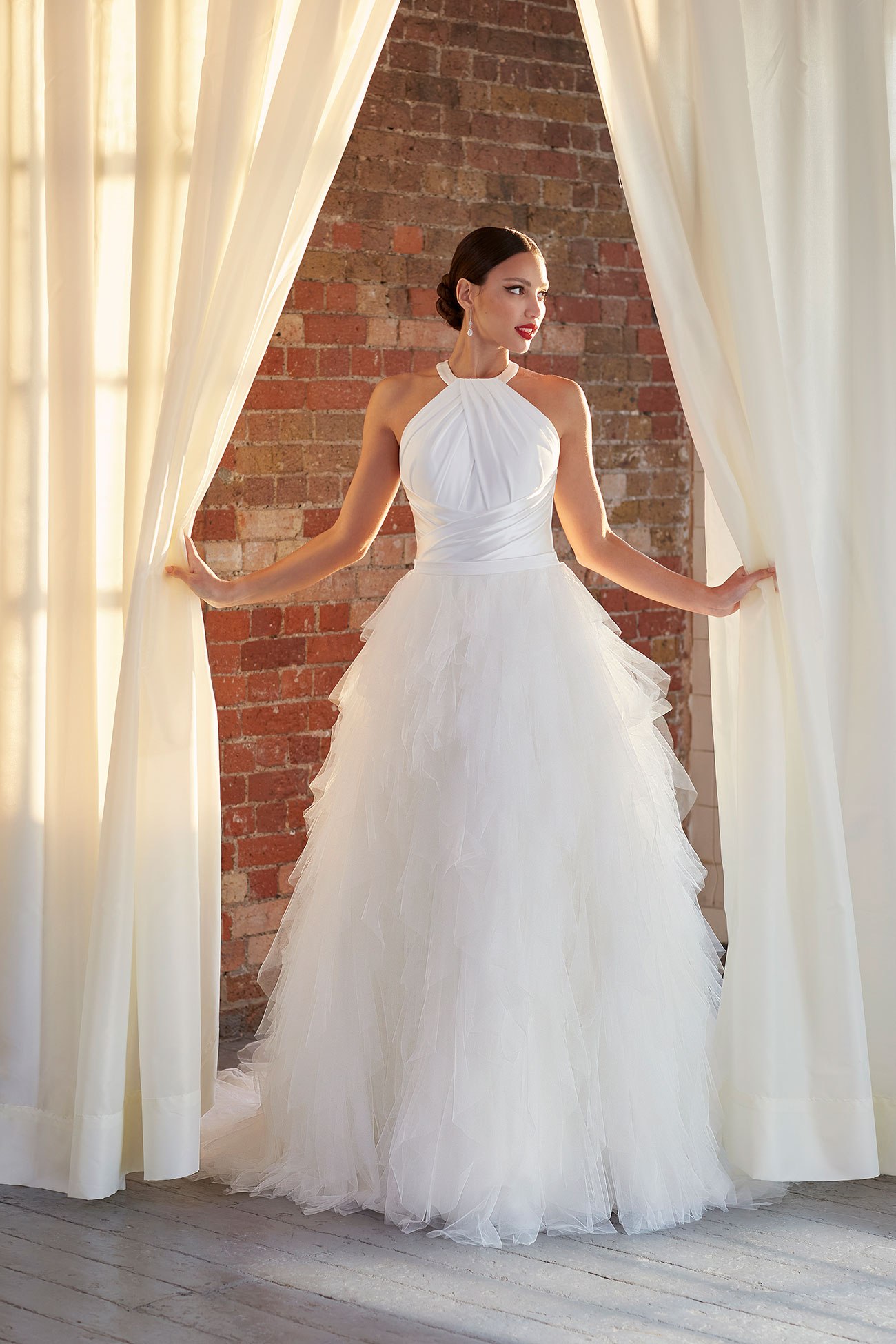 Wedding Dresses Ivory Lounge1
