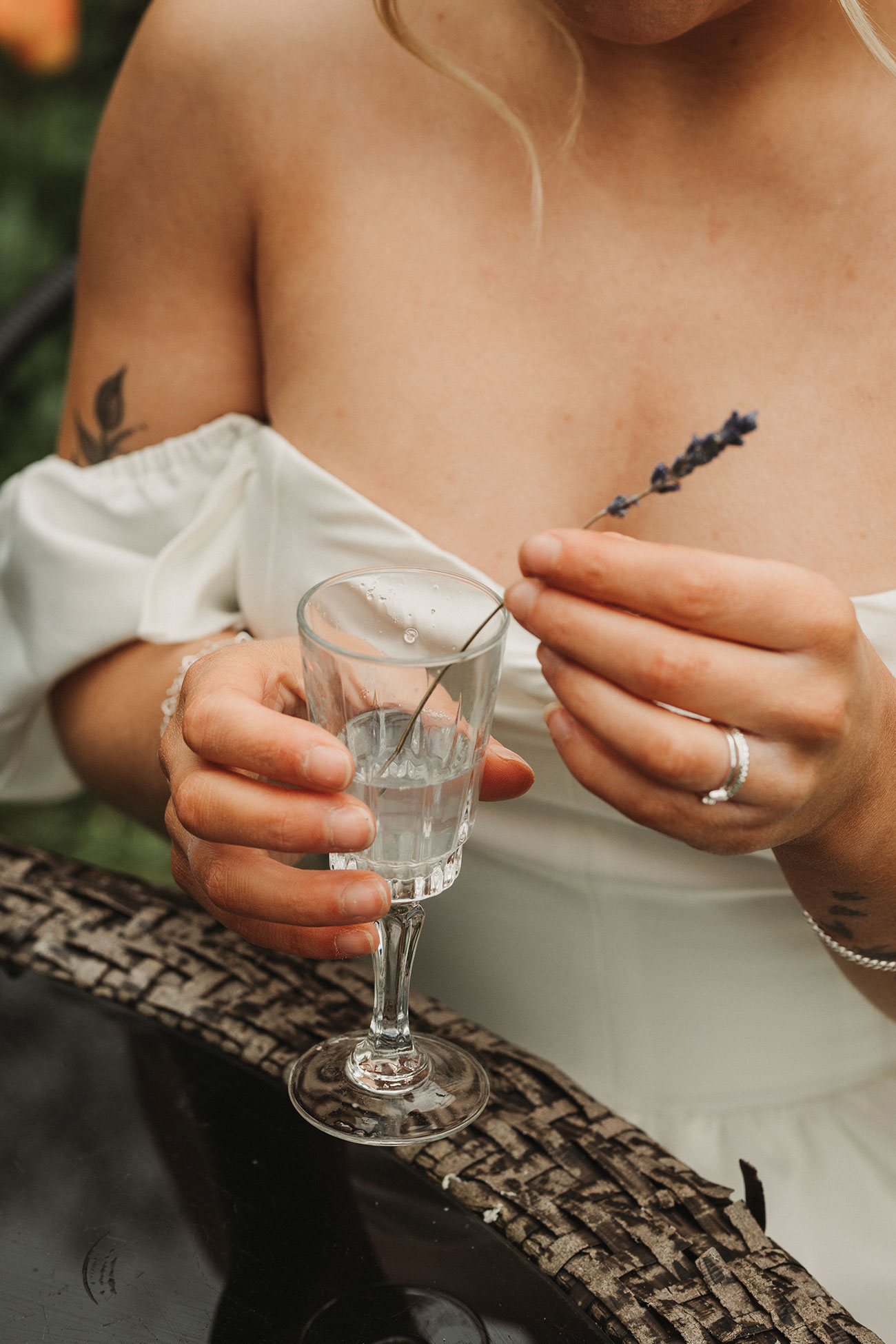 Wedding Styling Lakeside Natural Rustic Bride Groom Cornwall18