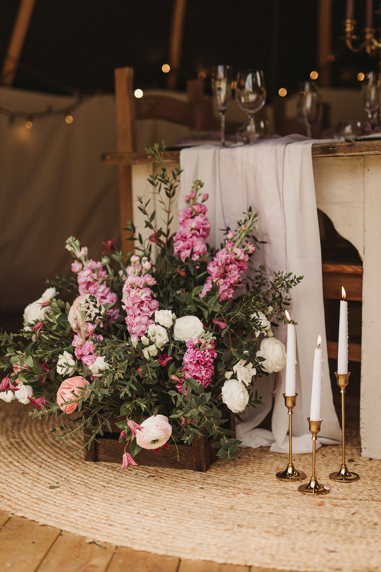 Wedding Styling Lakeside Natural Rustic Bride Groom Cornwall3