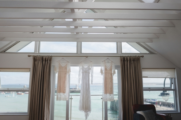 Weddingatporthgwiddenbeachcafe17