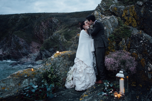 Winterweddingfreathyfarmhouse19